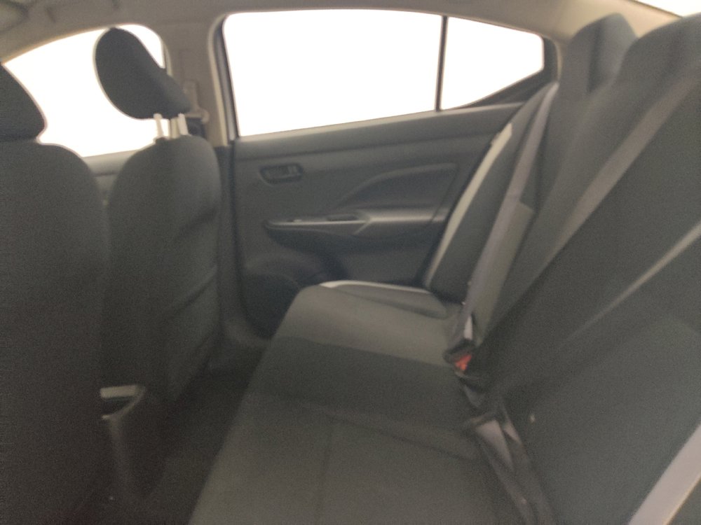 Used 2025 Nissan Versa S FWD image 18