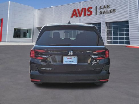 Used 2024 Honda Odyssey Sport image 7