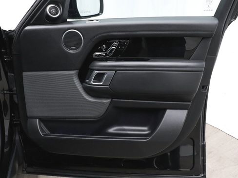 Used 2022 Land Rover Range Rover P525 Westminster Edition image 19
