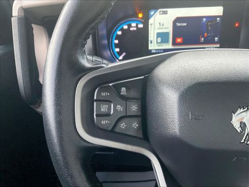 Used 2023 Ford Bronco Wildtrak image 22