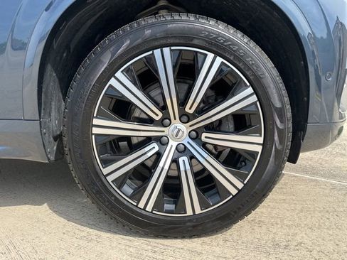 Certified 2023 Volvo XC90 B6 Plus AWD/4WD image 11