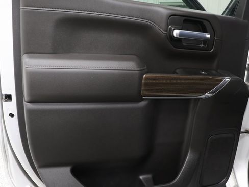 Used 2021 Chevrolet Silverado 1500 LT Trail Boss w/ Bed Protection Package image 23