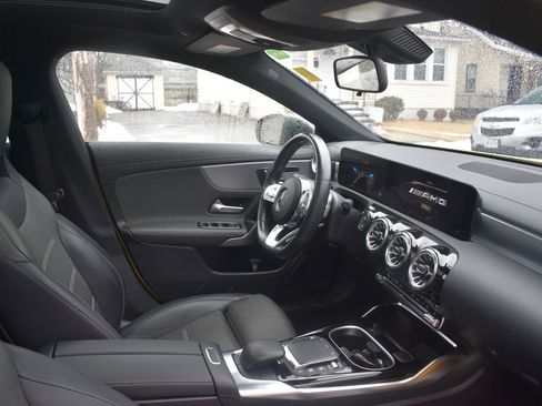 Used 2023 Mercedes-Benz CLA 35 AMG 4MATIC image 20