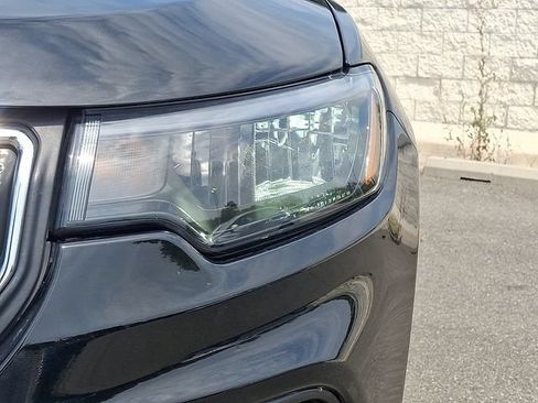 Used 2022 Jeep Compass Latitude FWD image 9