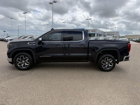 Used 2023 GMC Sierra 1500 SLE RWD image 6