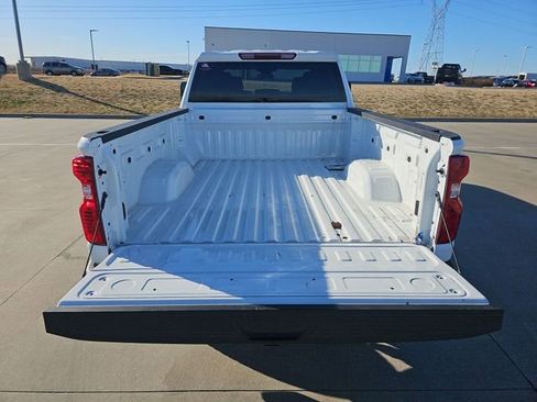 Used 2025 Chevrolet Silverado 2500 W/T image 25
