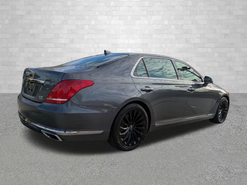 Used 2017 Genesis G90 3.3T Premium image 2