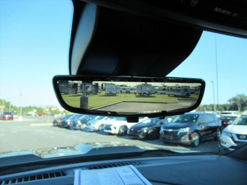 Used 2025 Chevrolet Silverado 1500 ZR2 w/ Technology Package image 27