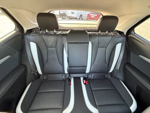 Used 2024 Buick Envision Sport Touring image 14