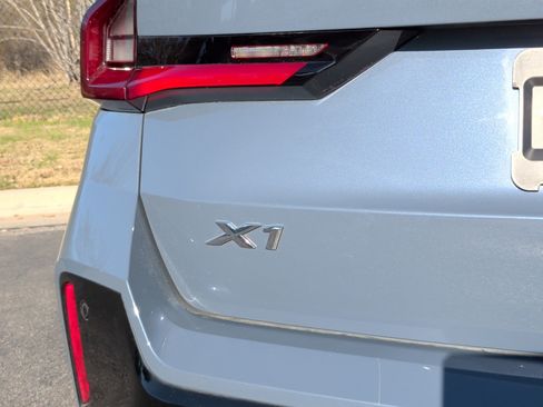 Certified 2023 BMW X1 xDrive28i w/ M Sport Package image 11