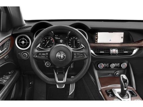 Used 2023 Alfa Romeo Stelvio Veloce AWD/4WD image 10