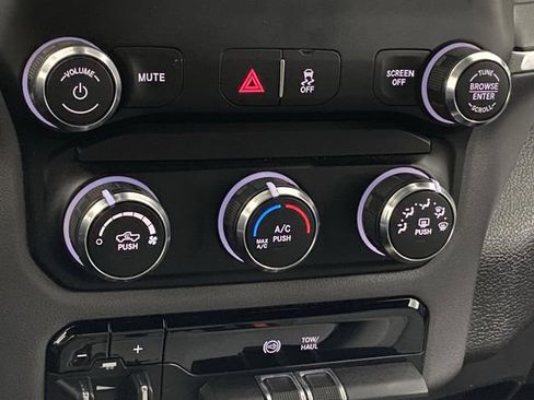 Used 2022 RAM 2500 Big Horn image 18