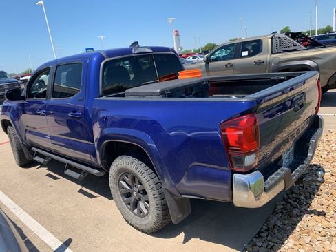 Used 2023 Toyota Tacoma SR5 RWD image 3