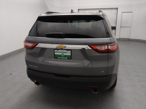 Used 2019 Chevrolet Traverse LT FWD image 7