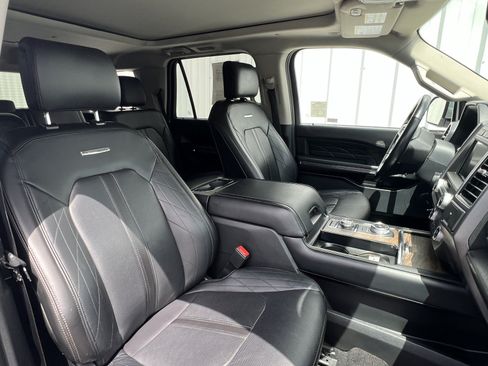 Used 2021 Ford Expedition Platinum AWD/4WD image 22