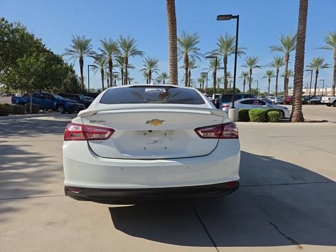 Used 2021 Chevrolet Malibu LT FWD image 5