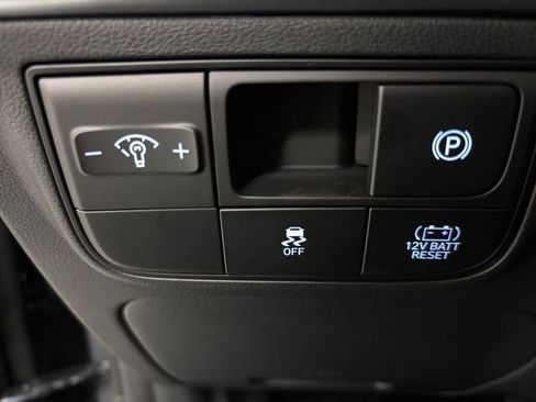 Used 2026 Hyundai Tucson Blue SE AWD/4WD image 10