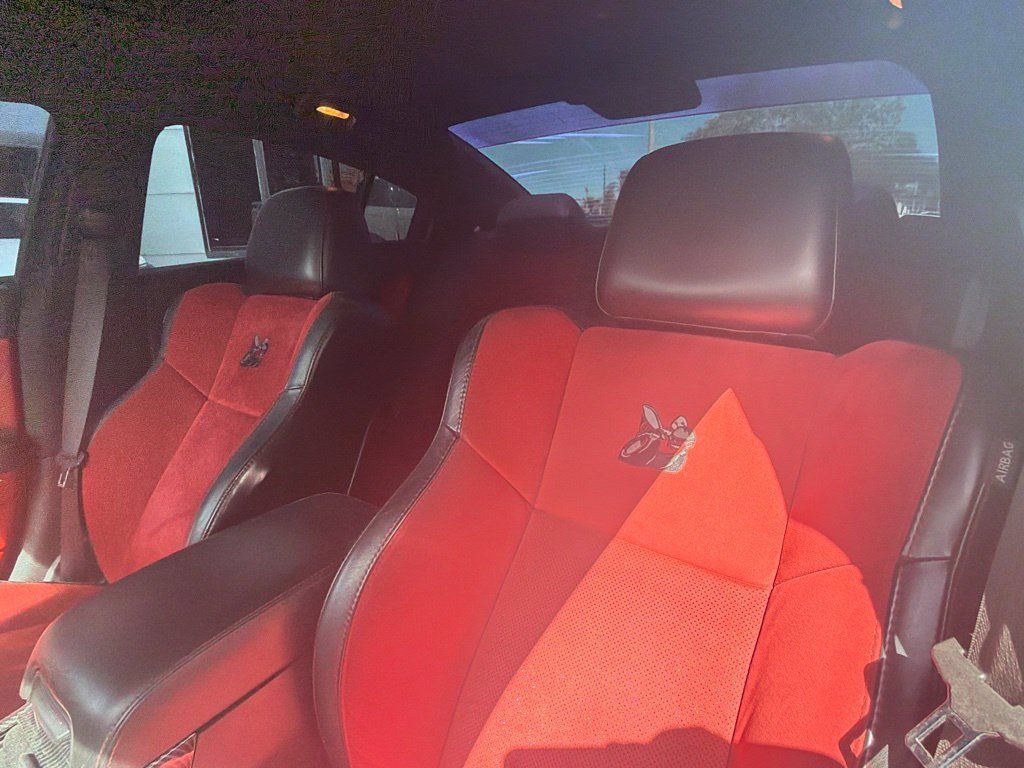 Used 2017 Dodge Charger R/T Scat Pack w/ Technology Group RWD image 10