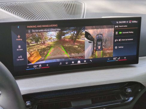 New 2025 BMW 330i xDrive 330i xDrive w/ Premium Package image 31