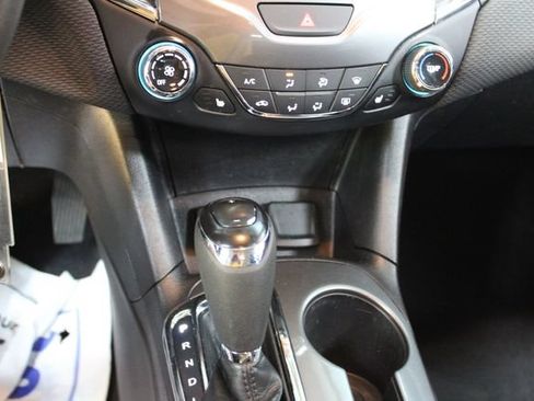 Used 2018 Chevrolet Cruze LT FWD image 20