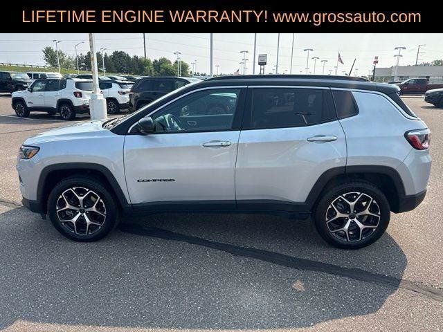 Certified 2025 Jeep Compass Limited AWD/4WD image 6