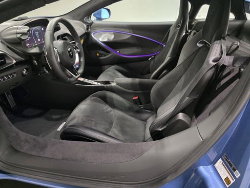 New 2026 McLaren Artura Performance Coupe image 6