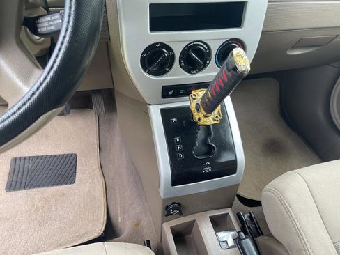 Used 2008 Jeep Compass Sport image 25