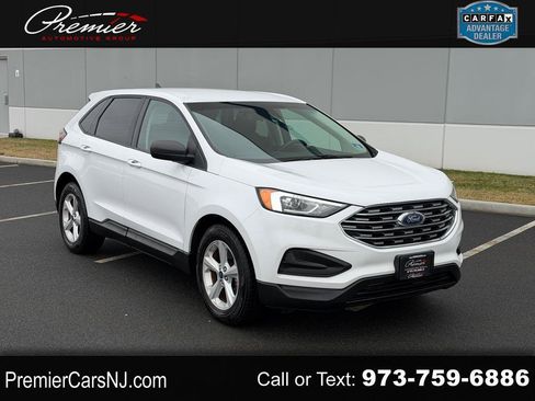 Used 2020 Ford Edge SE image 1