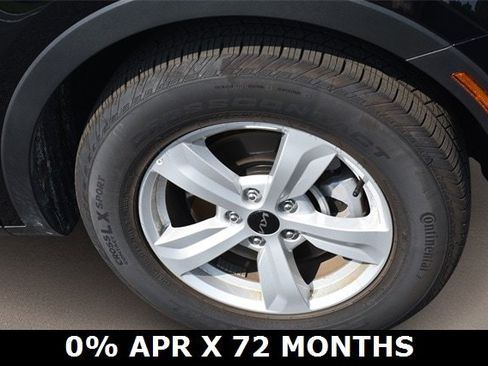 New 2025 Kia Sorento LX image 11