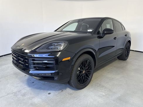 New 2026 Porsche Cayenne S image 1