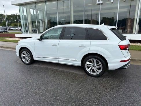 Used 2022 Audi Q7 3.0T Premium Plus w/ Premium Plus Package AWD/4WD image 7
