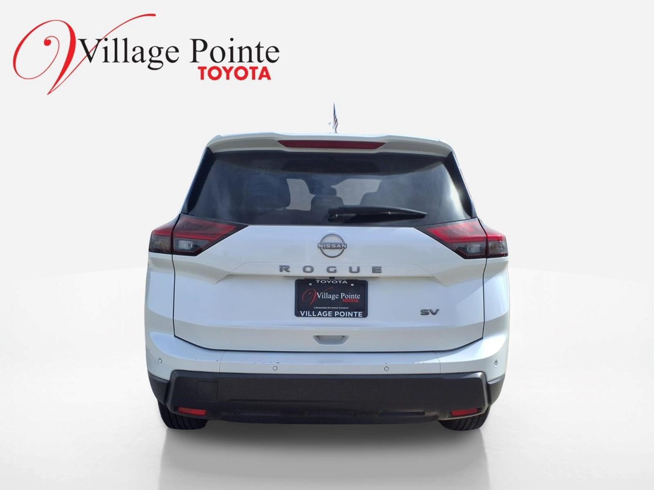Used 2024 Nissan Rogue SV FWD image 4