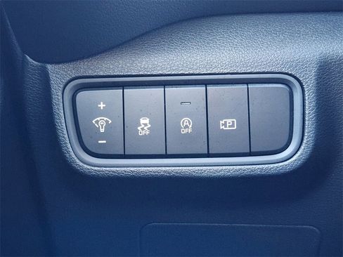 Used 2025 Kia Soul EX image 17