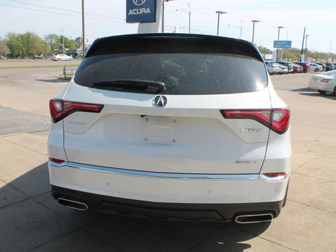 Used 2023 Acura MDX SH-AWD w/ Advance Package image 5