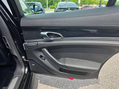 Used 2015 Porsche Panamera 4 AWD/4WD image 27