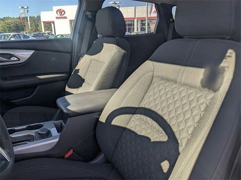 Used 2022 Chevrolet Blazer LT image 14
