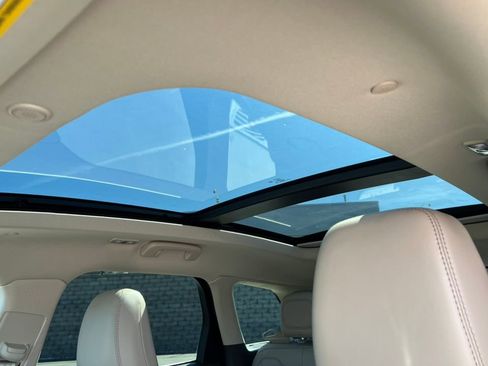 Used 2022 Lincoln Corsair Reserve w/ Equipment Group 201A image 6