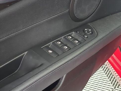 Used 2015 BMW Z4 sDrive28i image 16