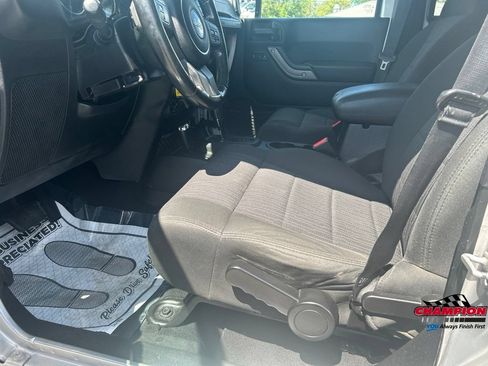 Used 2011 Jeep Wrangler Unlimited Sport AWD/4WD image 15