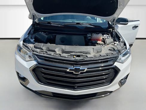 Used 2021 Chevrolet Traverse Premier w/ Redline Edition FWD image 32