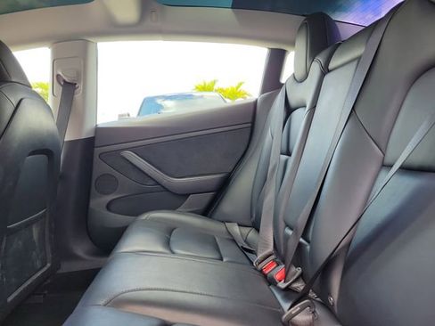 Used 2022 Tesla Model 3 Performance AWD/4WD image 9
