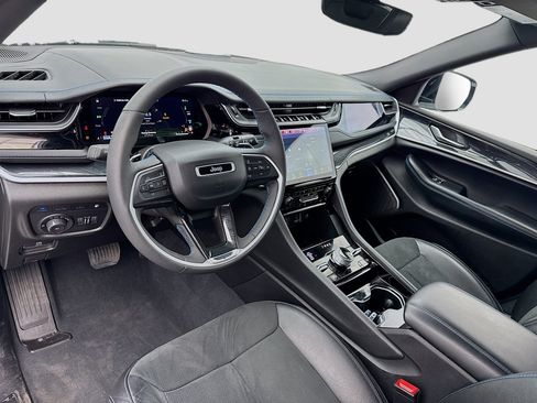 Used 2022 Jeep Grand Cherokee Trailhawk image 7