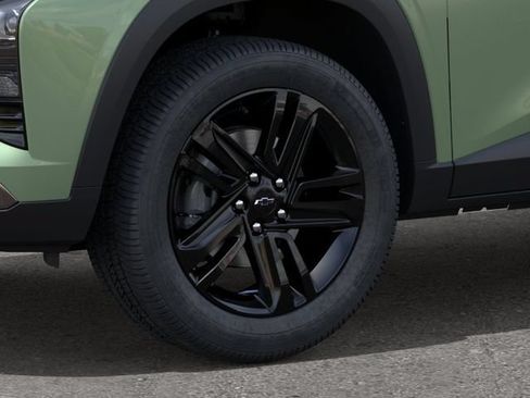 New 2026 Chevrolet Trax ACTIV w/ Sunroof Package FWD image 9