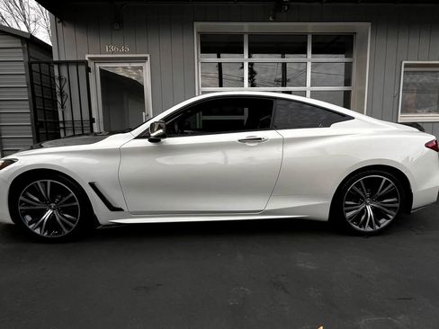 Used 2018 INFINITI Q60 3.0t Luxe image 11