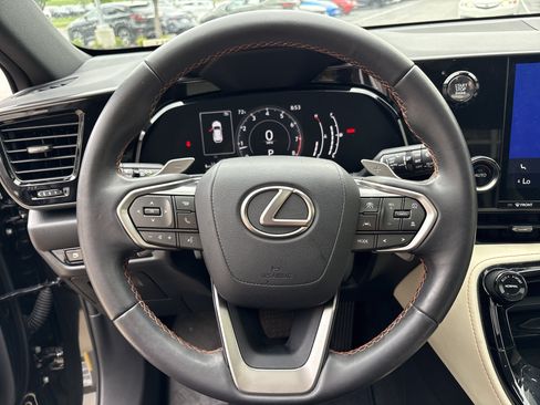 Certified 2024 Lexus NX 250 FWD w/ Towing Package (2000 Lbs) image 17
