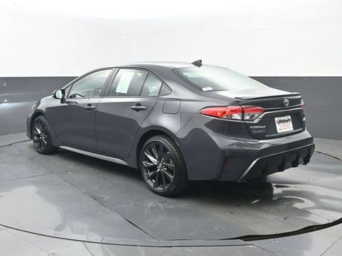 Used 2026 Toyota Corolla SE w/ SE Package FWD image 3