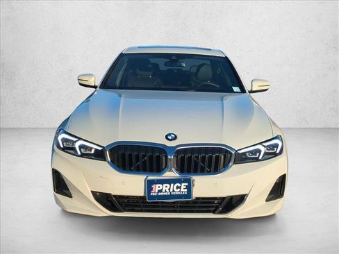 Used 2025 BMW 330i Sedan w/ M Sport Package RWD image 2