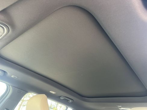 Used 2025 Jeep Grand Cherokee L Limited w/ Luxury Tech Group II image 41