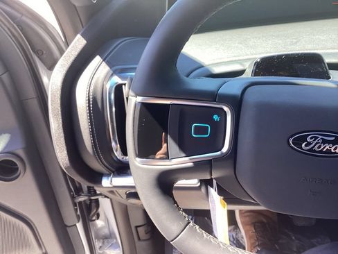 New 2026 Ford Expedition Max Platinum w/ Stealth Appearance Package AWD/4WD image 11