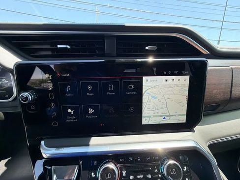 New 2026 GMC Sierra 3500 Denali Ultimate AWD/4WD image 14